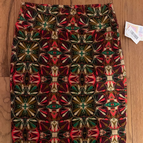 Lularoe Cassie skirt